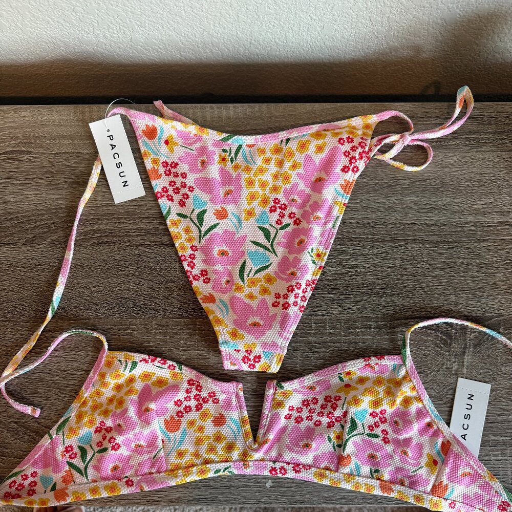 Women's Pacsun Zulu V Tie Side Bikini Set | Top M, Bottom S | NWT